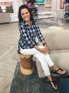 Nancy Hornback feet photo thumbnail