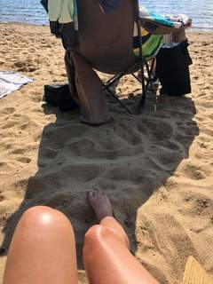 Nancy Hornback feet photo thumbnail