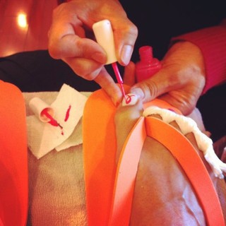 Nancy Hornback feet photo thumbnail