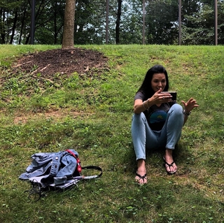 Nancy Hornback feet photo thumbnail