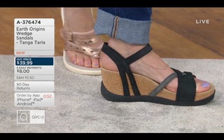 Nancy Hornback feet photo thumbnail