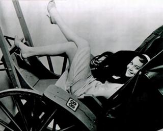 Nancy Kwan feet photo 8