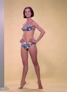 Nancy Kwan feet photo 15