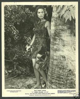 Nancy Kwan feet photo 9
