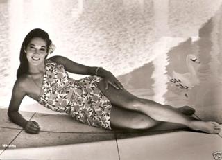 Nancy Kwan feet photo 6