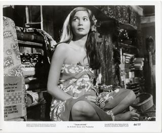 Nancy Kwan feet photo 17