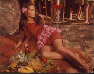 Nancy Kwan feet photo 15