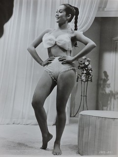 Nancy Kwan feet photo 8