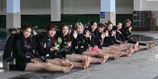 Nancy McDonie feet photo thumbnail