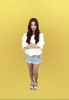 Nancy McDonie feet photo thumbnail