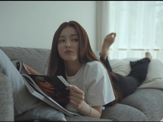 Nancy McDonie feet photo thumbnail