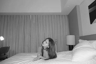 Nancy McDonie feet photo thumbnail