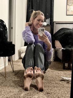 Nancy Mulkey feet photo 8