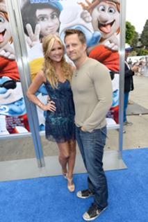 Nancy O'Dell feet photo thumbnail