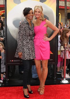 Nancy O'Dell feet photo thumbnail