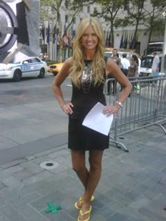 Nancy O'Dell feet photo thumbnail