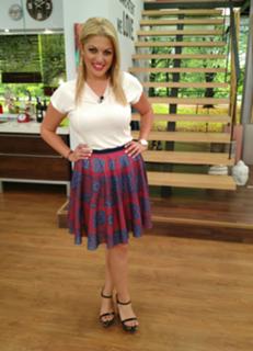 Nancy Paradeisanou feet photo thumbnail