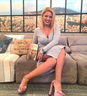 Nancy Paradeisanou feet photo thumbnail