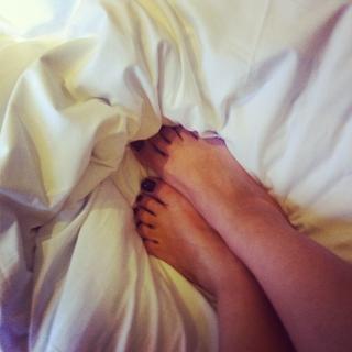 Nancy Paradeisanou feet photo thumbnail
