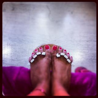Nancy Paradeisanou feet photo thumbnail
