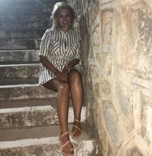 Nancy Paradeisanou feet photo thumbnail