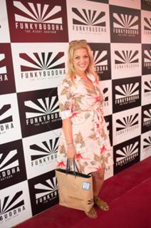 Nancy Paradeisanou feet photo thumbnail