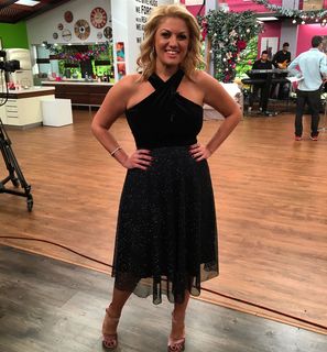 Nancy Paradeisanou feet photo thumbnail