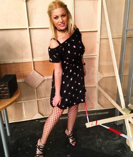 Nancy Paradeisanou feet photo thumbnail