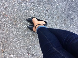 Nancy Paradeisanou feet photo thumbnail