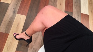 Nancy Paradeisanou feet photo thumbnail