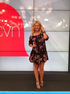 Nancy Paradeisanou feet photo thumbnail