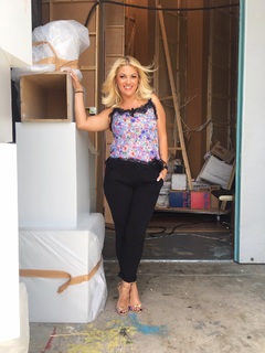 Nancy Paradeisanou feet photo thumbnail