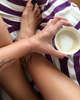 Nancy Paradeisanou feet photo thumbnail