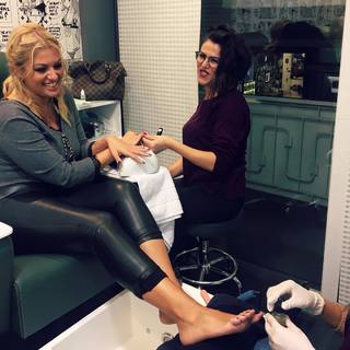 Nancy Paradeisanou feet photo thumbnail