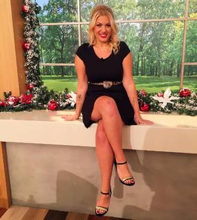 Nancy Paradeisanou feet photo thumbnail