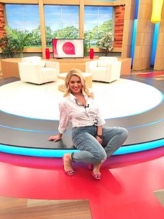 Nancy Paradeisanou feet photo thumbnail