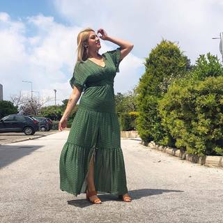 Nancy Paradeisanou feet photo thumbnail