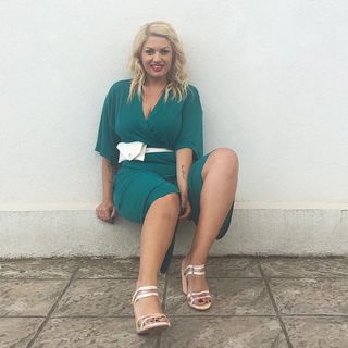 Nancy Paradeisanou feet photo thumbnail