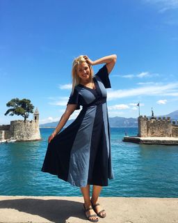 Nancy Paradeisanou feet photo thumbnail