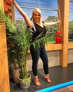 Nancy Paradeisanou feet photo thumbnail