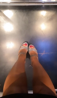Nancy Paradeisanou feet photo thumbnail