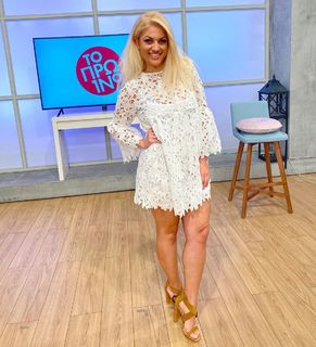 Nancy Paradeisanou feet photo thumbnail