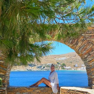 Nancy Paradeisanou feet photo thumbnail