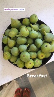 Nancy Paradeisanou feet photo thumbnail