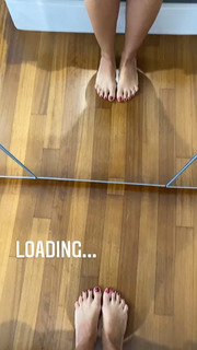 Nancy Paradeisanou feet photo thumbnail