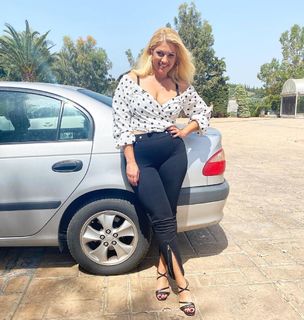 Nancy Paradeisanou feet photo thumbnail