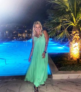 Nancy Paradeisanou feet photo thumbnail