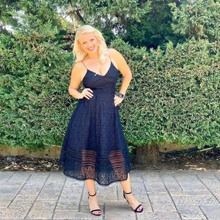 Nancy Paradeisanou feet photo thumbnail