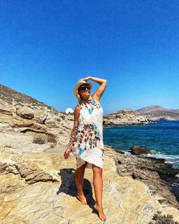 Nancy Paradeisanou feet photo thumbnail