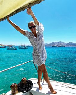 Nancy Paradeisanou feet photo thumbnail